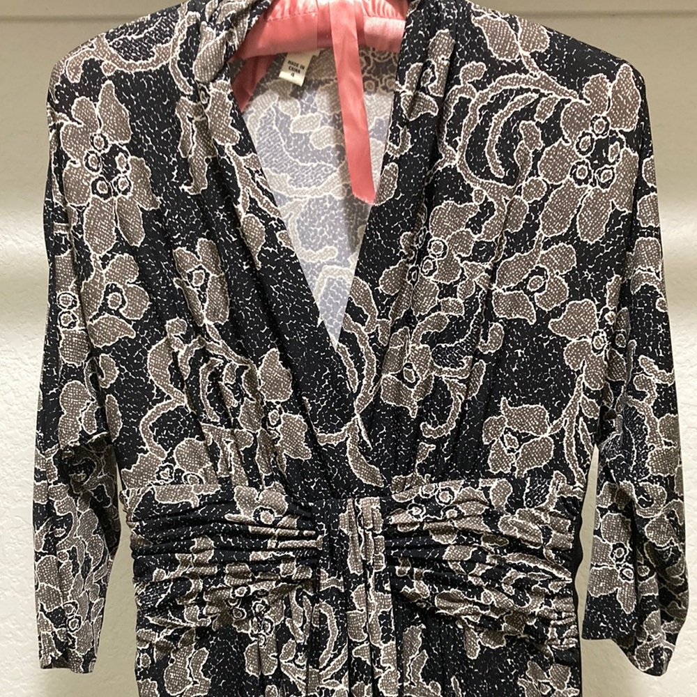 Elegant Black and gray Lace pattern Dress